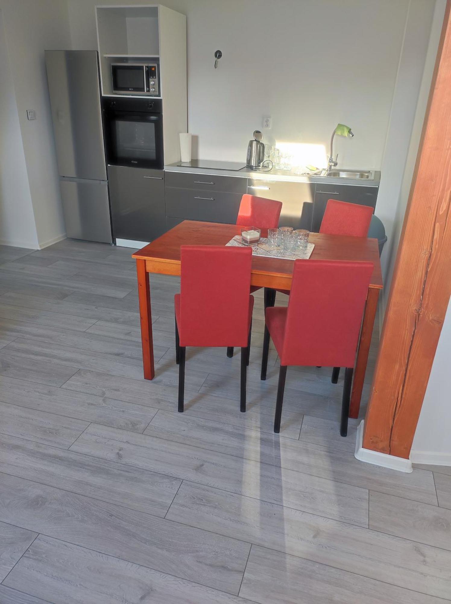 Apartmany Havlickova S Parkovanim Zdarma Ceska Lipa Exterior photo